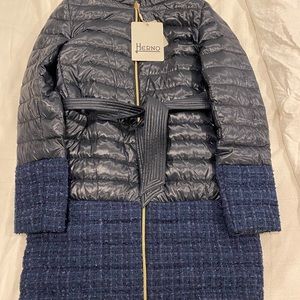 Herno Navy Blue Down Jacket Size 42 (8) NWT $795